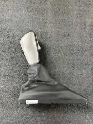 2019- 2022 JEEP GRAND CHEROKEE AUTOMATIC TRANSMISSION GEAR SHIFTER OEM 11879823A - Image 1 of 4