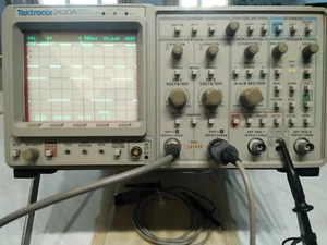 Tektronix 2430A Zweikanal Digital-Oszilloskop 150MHz + Option 05 - Bild 1 von 8