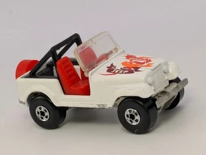 Vintage 1981 Hot Wheels Jeep CJ-7 White Red Interior - Picture 1 of 6