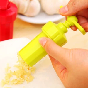 Kitchen Grinder Hand Garlic Press Garlic Crush Tool Garlic Squeezer - Picture 1 of 11