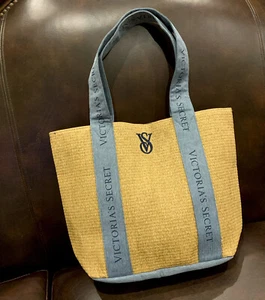 EUC- Victoria Secret Straw Beach Tote Bag Denim Detail Large-Beautiful! - Picture 1 of 9