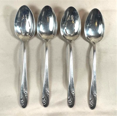 4 cucharadas para servir romance vintage Holmes & Edwards 1952 con incrustaciones de plata Foto 1 de 4