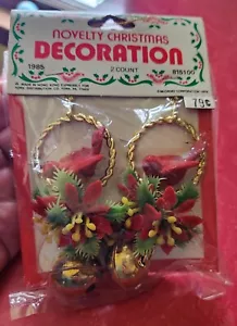 NEW! Vnt Flocked Red Cardinal in Gold Wreath Christmas Decoration/Ornaments - Picture 1 of 3