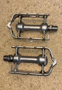 CAMPAGNOLO GRAN SPORT Pedals Vintage Smooth Bearings With New Dust Caps - Picture 1 of 6