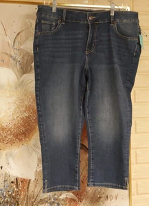 NUEVO CON ETIQUETAS PANTALONES CAPRIS MAURICES 16W REGULAR DENIM CLÁSICO TIRO MEDIO SÚPER ELÁSTICOS - Imagen 1 de 6