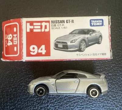 Voiture Takara Tomy Nissan GT-R Import Japon Avec Boîte État Neuf - Photo 1/4