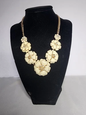 Floral necklace enamel crystal cream color gold tone 18" - Image 1 of 2