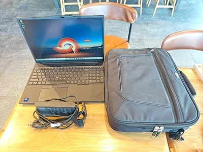 Lenovo ThinkPad P16s Gen 3 16" Ultra 7 155H 1.4GHz 16GB RAM 512GB RTX 500 Ada Foto 1 de 4