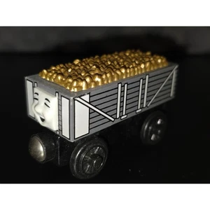 Thomas & Friends Ferrocarril de Madera Mina de Oro Rickety Tren Tanque - Imagen 1 de 7