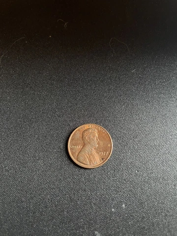 LINCOLN MEMORIAL 1977 PENNY NO MINT MARK IN NICE CONDITION Cover