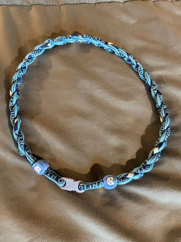 NORTH CAROLINA TAR HEELS Blue 22" Titanium Double Rope NECKLACE NEW! FAST FREE! Cover