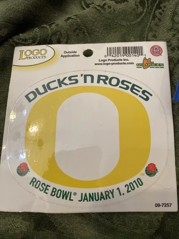 BUMPERSTICKER  PENNANT UNIV OF OREGON DUCKS N ROSES JAN 2010 ROSE BOWL GO DUCKS Cover