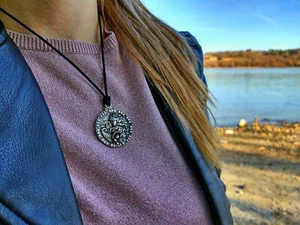 Virgo zodiac sign necklace,Virgo Horoscope pendant,Virgin zodiac,Mercury glyph - Imagen 1 de 20