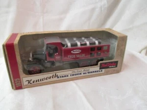 Giocattolo vintage 1994 Ertl metallo pressofuso Kenworth vero valore palo camion nuovo con scatola - Foto 1 di 4