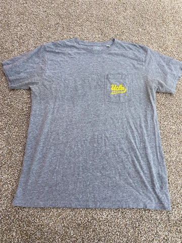 UCLA Bruins Shirt Mens L Gray Short Sleeve Casual Cotton Original League Men Cover