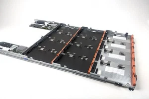 Dell 0T6C7F Physical Disk Drawer Assembly for MD3260 4z - Picture 1 of 3