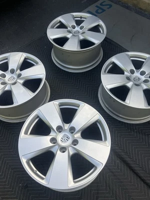 2019-2020 Porsche Cayenne  67563 Wheel 19 x 8.5 5 Spoke Silver Front 9Y0601025AR - Image 1 of 4