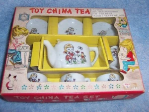 Vintage Children’s Toy China Tea Set, Made in Japan - Picture 1 of 4