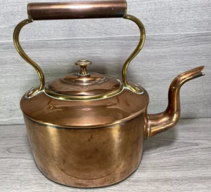 Jointed Copper and Brass Kettle kitchen display Lovely antique piece - Picture 1 of 16