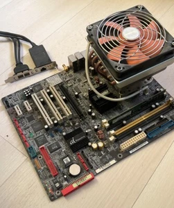 ASUS P5AD2-E Premium - Bild 1 von 3
