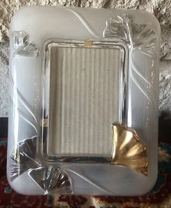Vintage Picture Frame Art Deco Frosted Glass Floral Gold Accent 8X10 Photo 4x6 - Picture 1 of 6