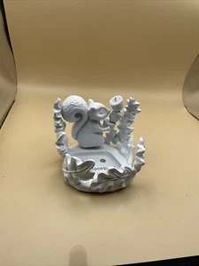 Bath & Bodyworks White Squirrel Soap Bottle Holder Resin Bath Decor Fall NEW - Picture 1 of 7