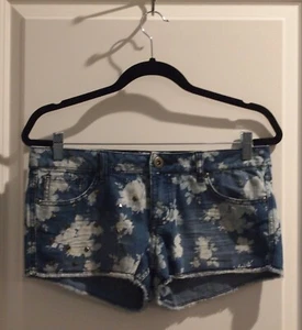 Blue jean, shorts, with white floral pattern, by Mudd, size 7 - Picture 1 of 3