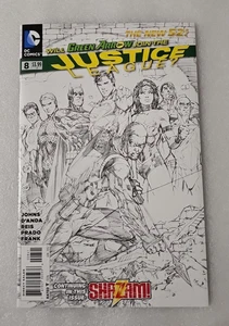 Justice League #8 1:200 Jim Lee B&W Sketch Variant Cover 2012 New 52 - Picture 1 of 8