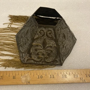 ANTIGUA PANTALLA DE LÁMPARA DE LATÓN PERFORADO ESTILO NOUVEAU ARTESANÍAS ESCOLARES NEWCOMB - Imagen 1 de 11