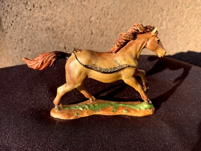 CAJA BARATIJA RUCINNI CABALLO GALOPANTE CORRER CON JOYAS BISAGRAS Foto 1 de 4