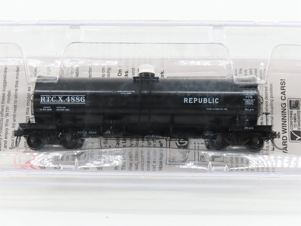 HO Scale Kadee 9018 RTCX Conservative Gas Corporation Tank Car #4886 - Sealed - Image 1 of 4