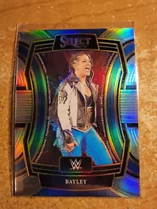 2024 Panini Select WWE WRESTLING BAYLEY SILVER PRIZM #21 - Bild 1 von 1