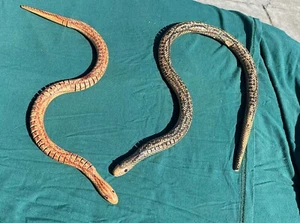 SCHLANGE unechtes HOLZ segmentiert Reptil Knebel Faux Halloween Requisite Ratte Gras Klapperschlange - Bild 1 von 10