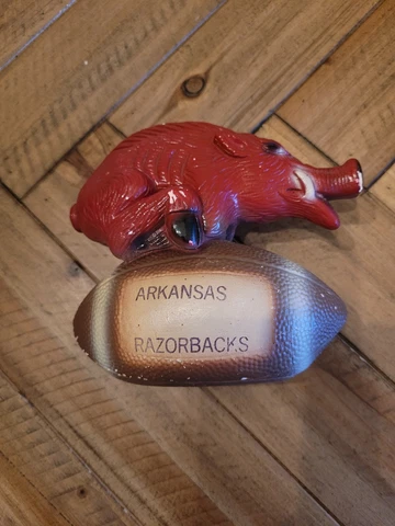 SOOOIE Arkansas Razorbacks vintage Boar ceramic figure paperweight 1960’s Cover