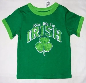 TCP JUNGE MÄDCHEN KISS ME I'M IRISCH GRÜN T-SHIRT TEE 9-12M 12-18M ST. PATRICKS DAY - Bild 1 von 1