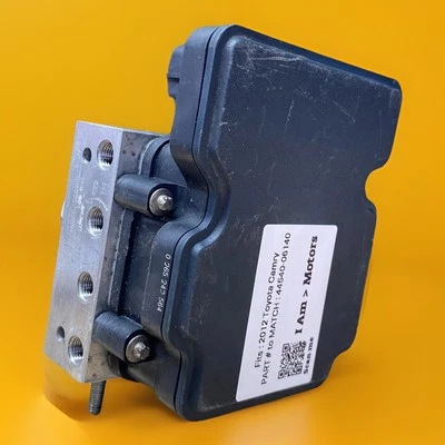 Módulo de bomba de freio ABS recondicionado 2012 Toyota Camry A/T | 44540-06140 - Imagem 1 de 4