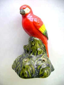 Vintage Parrot from the 1950,s Red,Green,Yellow Pen Holder - Imagen 1 de 12