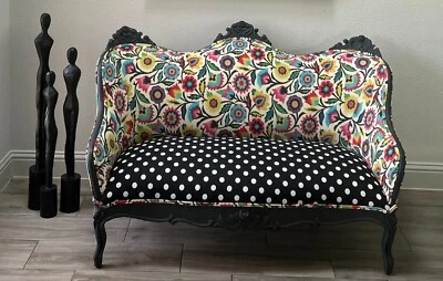 Vintage French Settee: Restored Elegance - Image 1 of 3