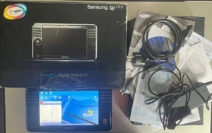 Samsung Q1 Ultra Mobile 60GB PC Handheld Computer UMPC PDA Notebook Windows XP - Picture 1 of 10