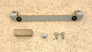 Original Apple iMac A1311 21,5“ HDD mounting bracket, screw and spacer 2009-2011 - Photo 1/1