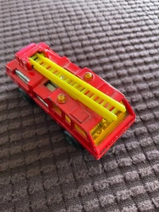 Matchbox superfast model fire engine - No 22 Blaze buster - Picture 1 of 7