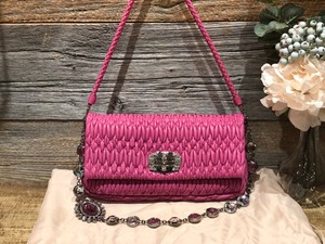 miu miu embellished bolsa