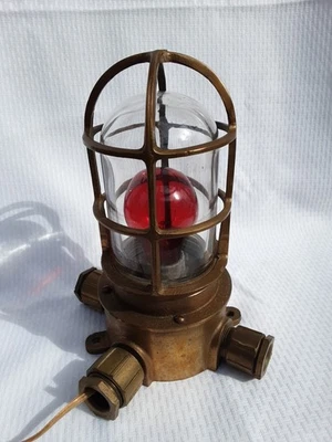 Antique old Nautical Ship lamp Industrial - Image 1 of 4