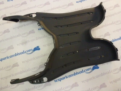 PEDANA POGGIAPIEDI  PER PIAGGIO LIBERTY RST 50/125/200 Vesparicambisud - Immagine 1 di 3