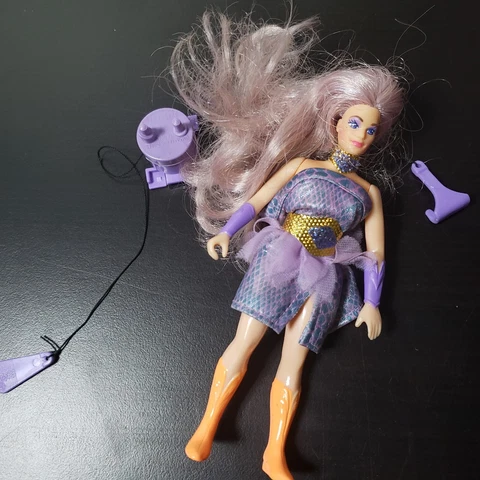 SHE-RA FLUTTERINA RARE No Wings! Comes W Back Accessory Good Condition Cover