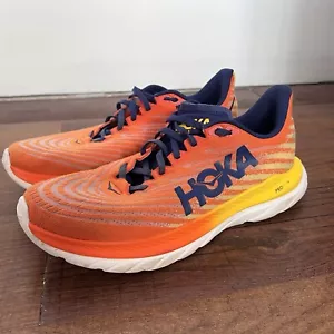Sneakers da corsa Hoka One One Mach 5 da uomo taglia 10,5 D fiamma/tarassaco atletiche - Foto 1 di 9
