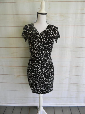 MAX MARA ЧЕРНЫЙ/БЕЛЫЙ ГЕОМЕТРИЧЕСКИЙ ПРИНТ НАДЕЖНОМ ПЛАТЬЕ С КОРОТКИМИ РУКАВАМИ ИТАЛИИ SZ 40 США SZ 6 - Изображение 1 из 4