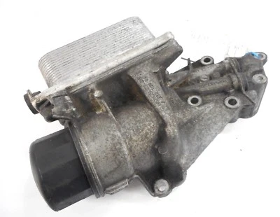 Carcasa de filtro de enfriador de aceite 10 Mercedes-Benz C300 3,0 L OEM 5989070191 Foto 1 de 4