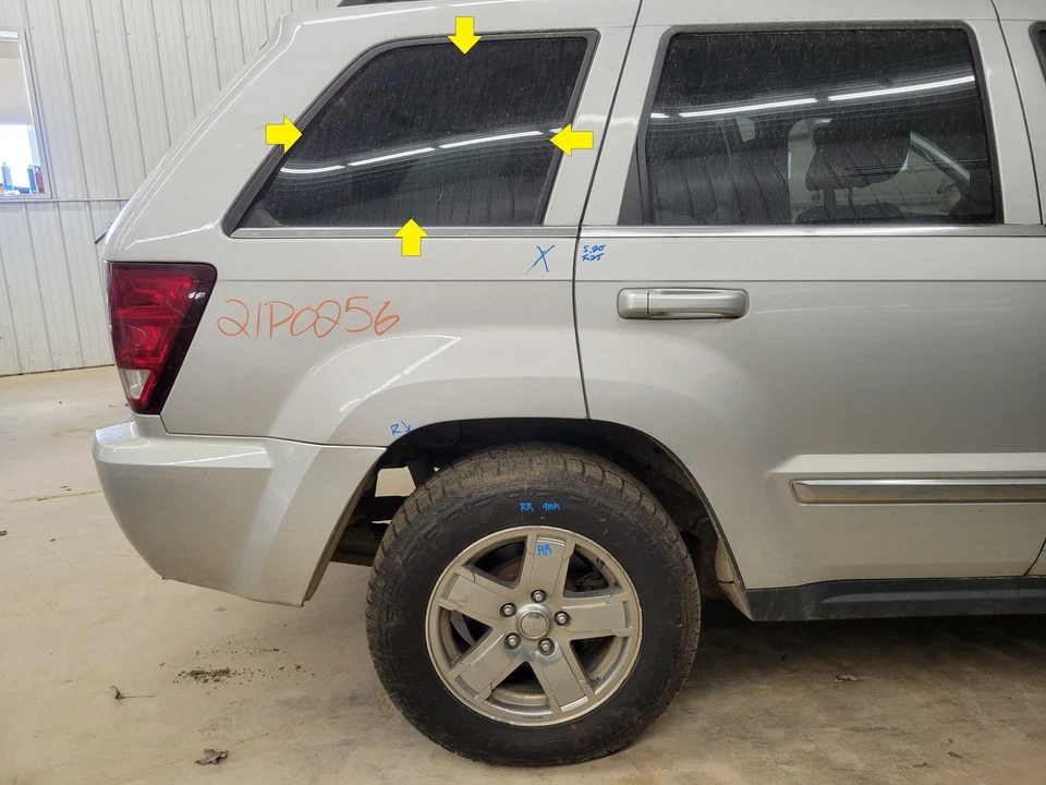 Jeep Grand Cherokee 2006 pasajero derecho privacidad tinte cuarto ventana de vidrio solamente Foto 1 de 1