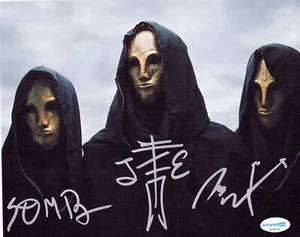 FOTO AUTÓGRAFA FIRMADA POR BANDA TRIUNFANTE IMPERIAL 8X10 DEATH METAL CERTIFICADO DE AUTENTICIDAD B - Imagen 1 de 2